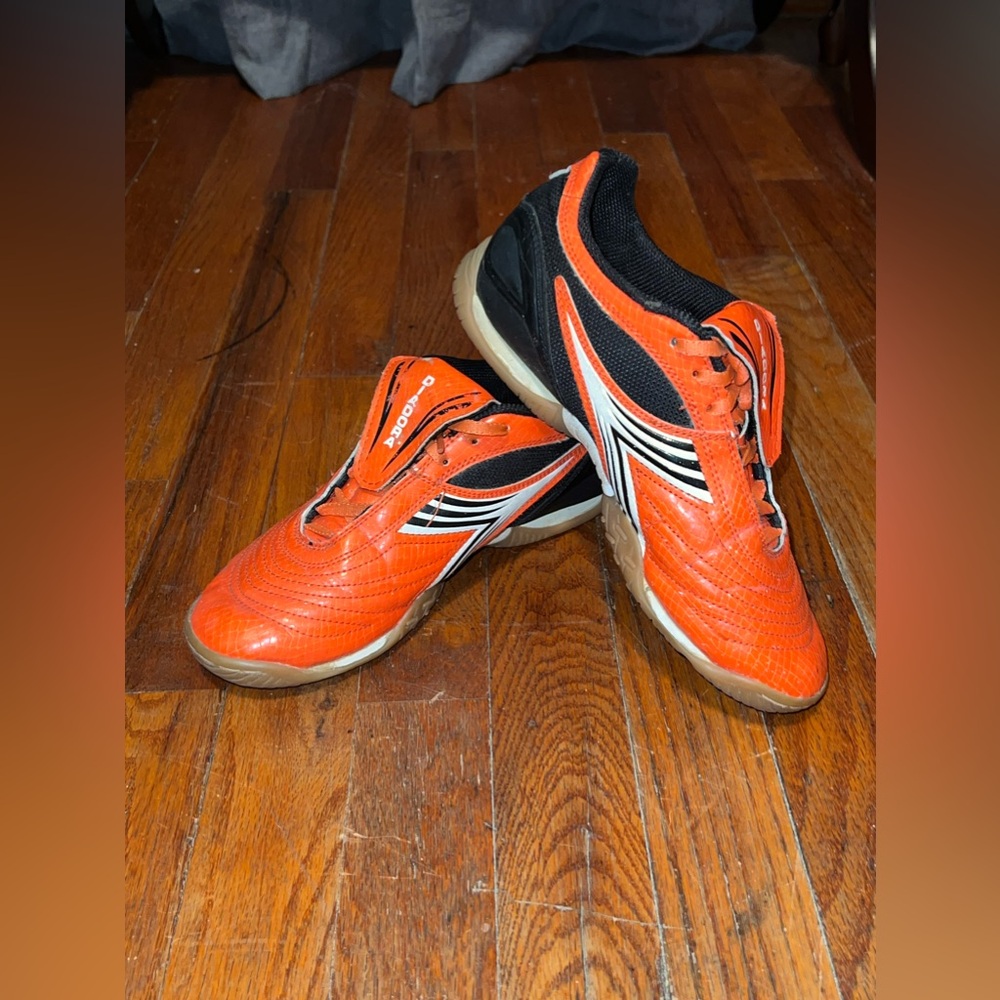 Diadora “Kobra” indoor soccer shoes
